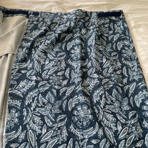 Rip skirt - Picture 2 of 3